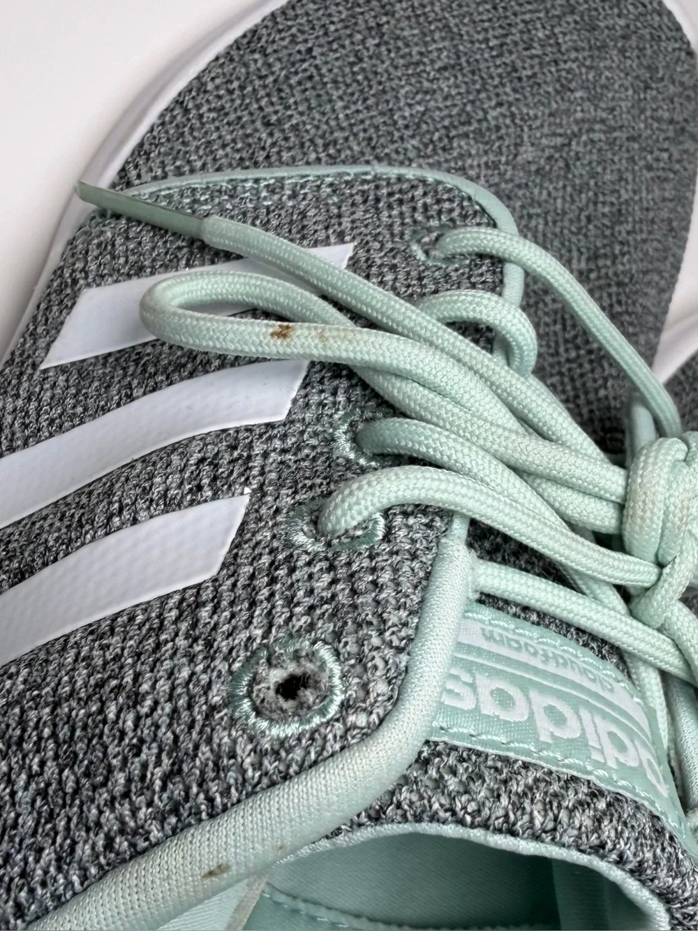 Adidas Womens 8.5 Cloudfoam QT Racer Sneakers Running Shoes Gray White Green